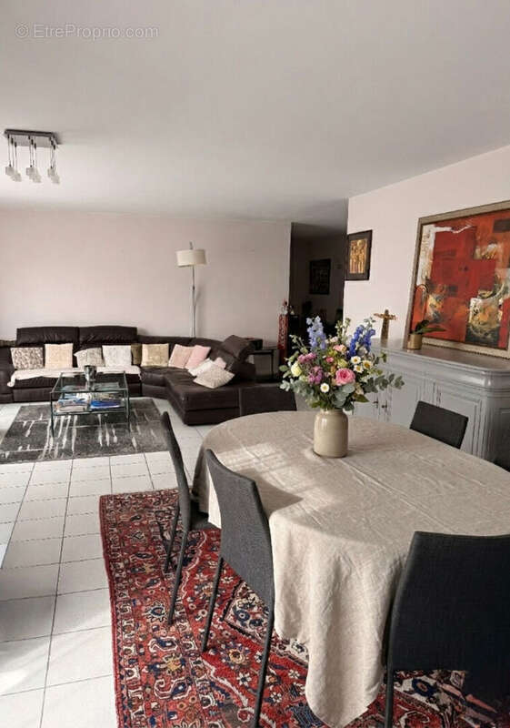 Appartement à LYON-5E