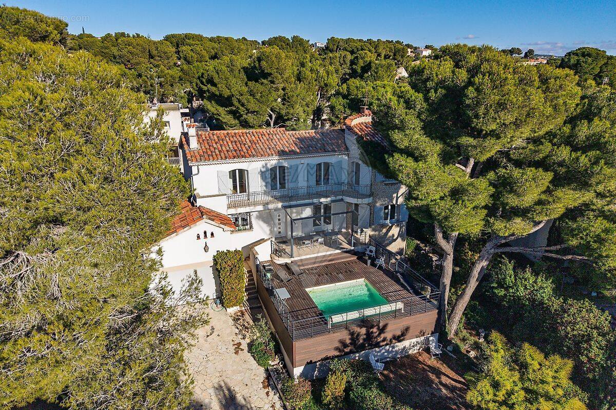 Maison à CARRY-LE-ROUET