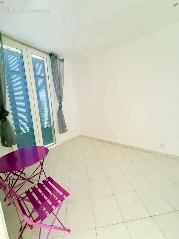 Maison à LE CANNET