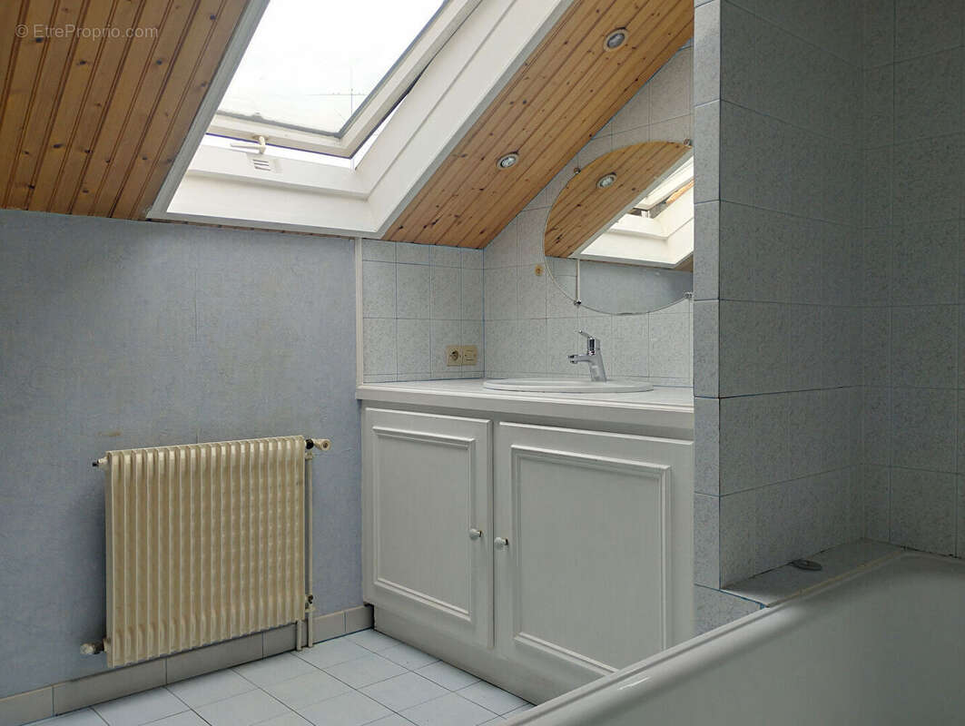 Maison à CHATELLERAULT