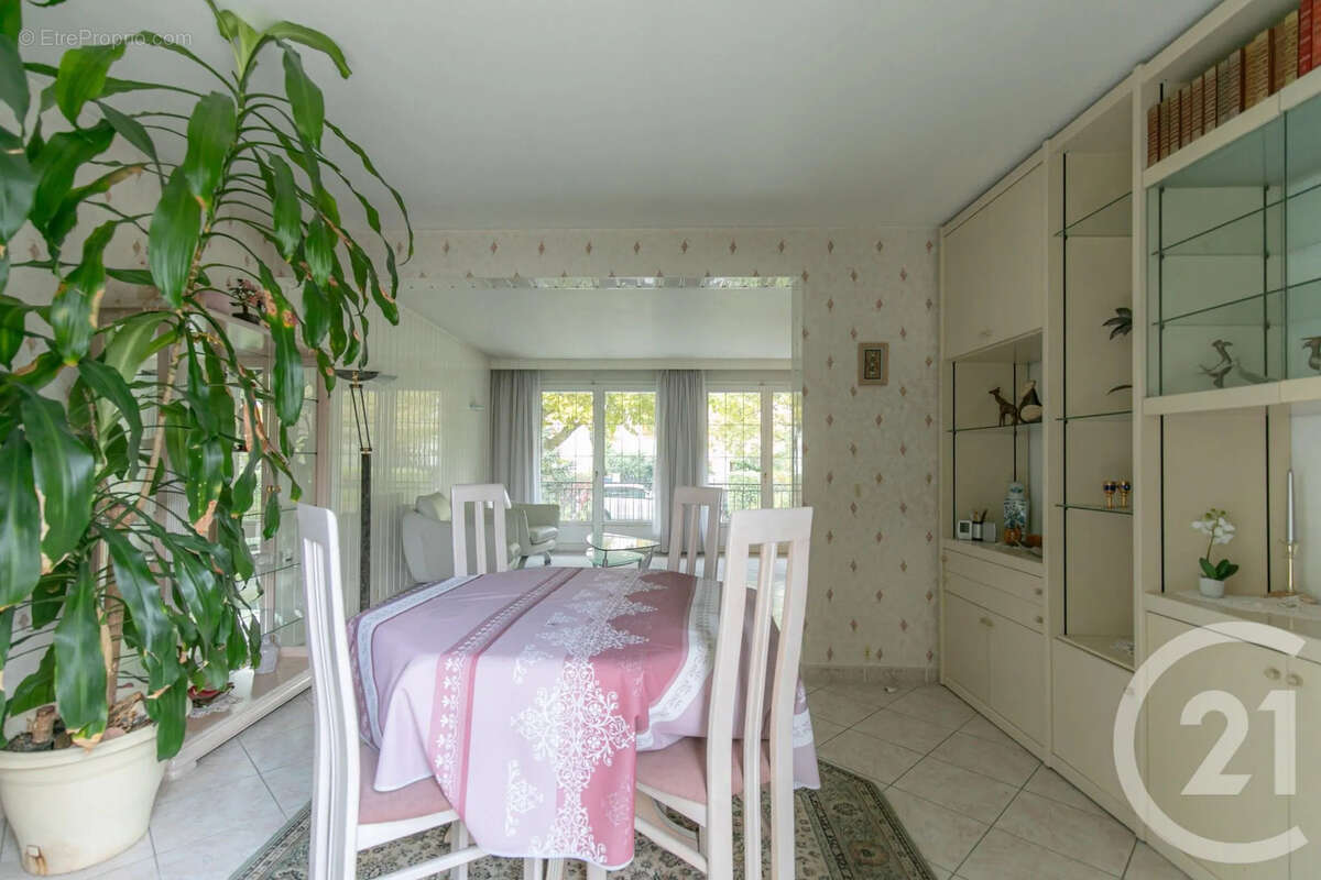 Maison à CHAMPIGNY-SUR-MARNE