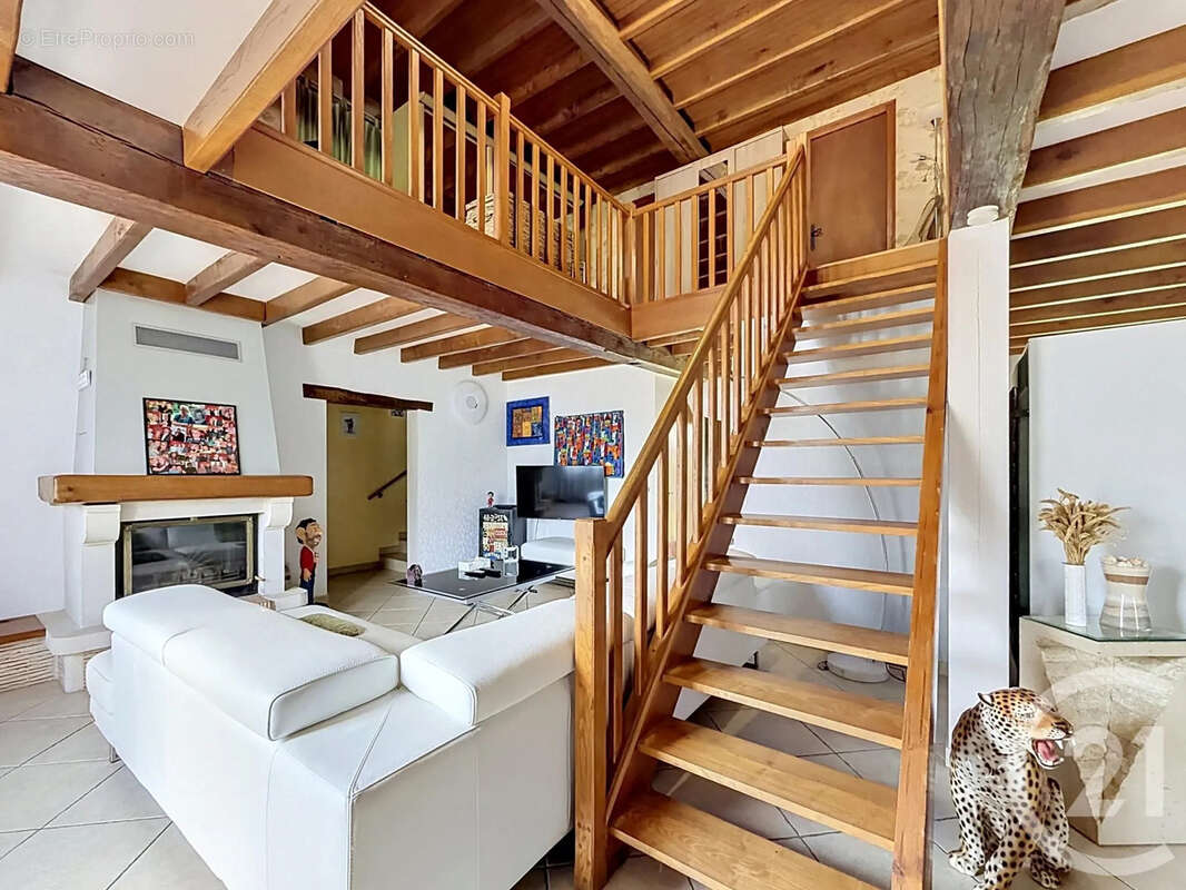 Maison 177 m² à Dosnon  - photo 7