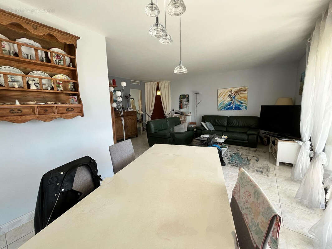 Appartement à SANARY-SUR-MER