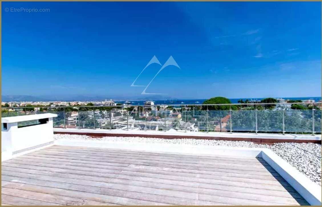 Maison à ANTIBES