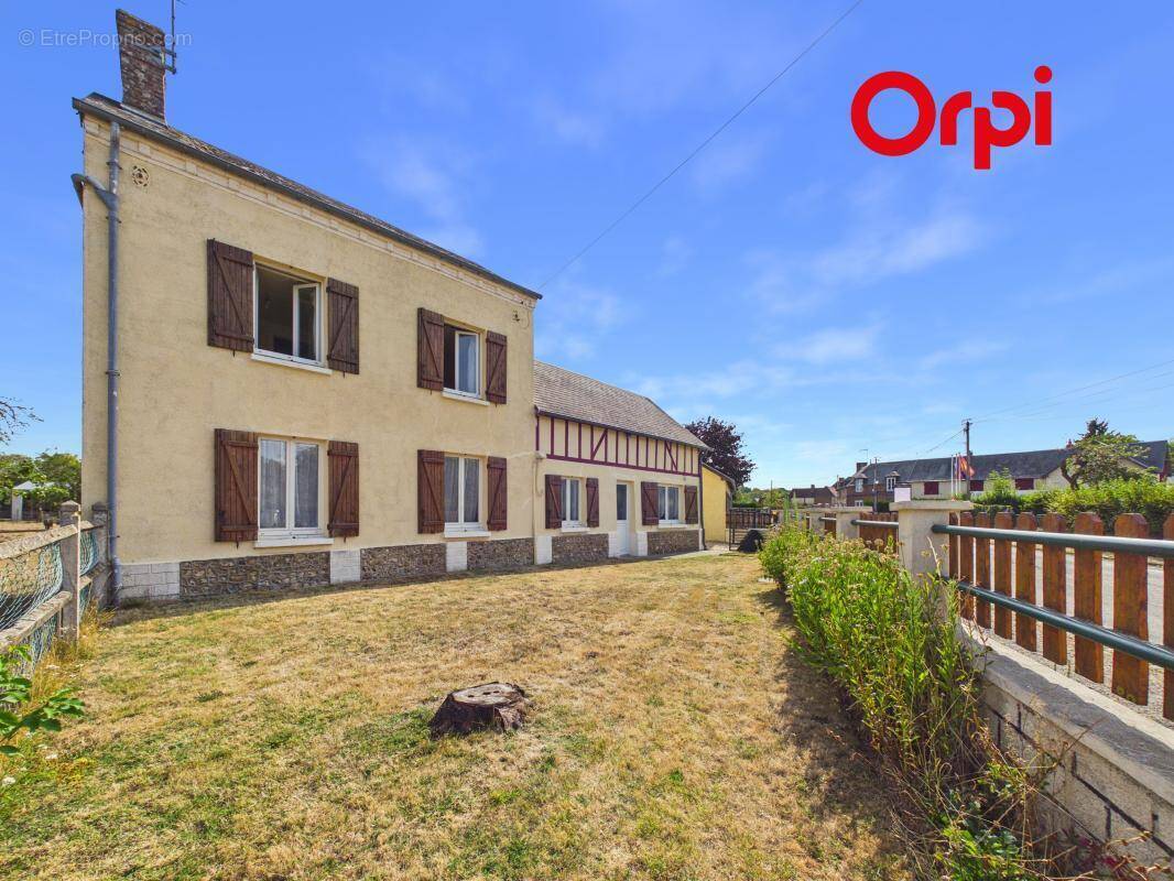 Maison à BERNAY