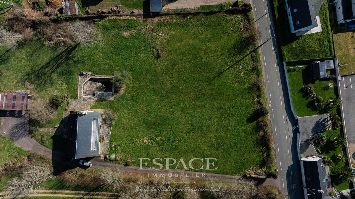 Terrain à CONCARNEAU