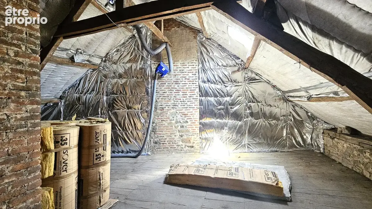 Maison 138 m2 sur terrain de 520 m2 avec 4 chambres, terrasse, cour et jardin exposé Sud, double carport, cave - photo 19