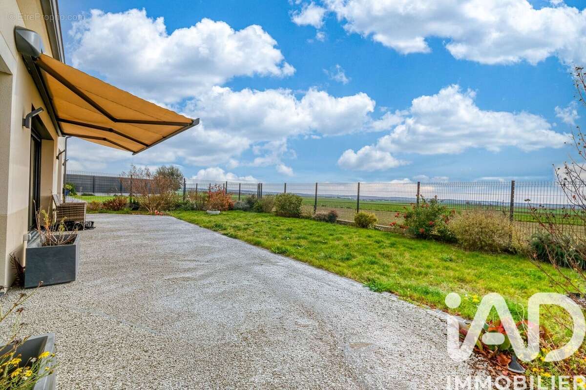 Photo 8 - Maison à CHARNY