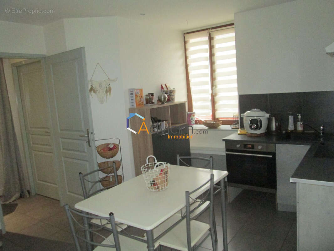 Appartement à LUXEUIL-LES-BAINS
