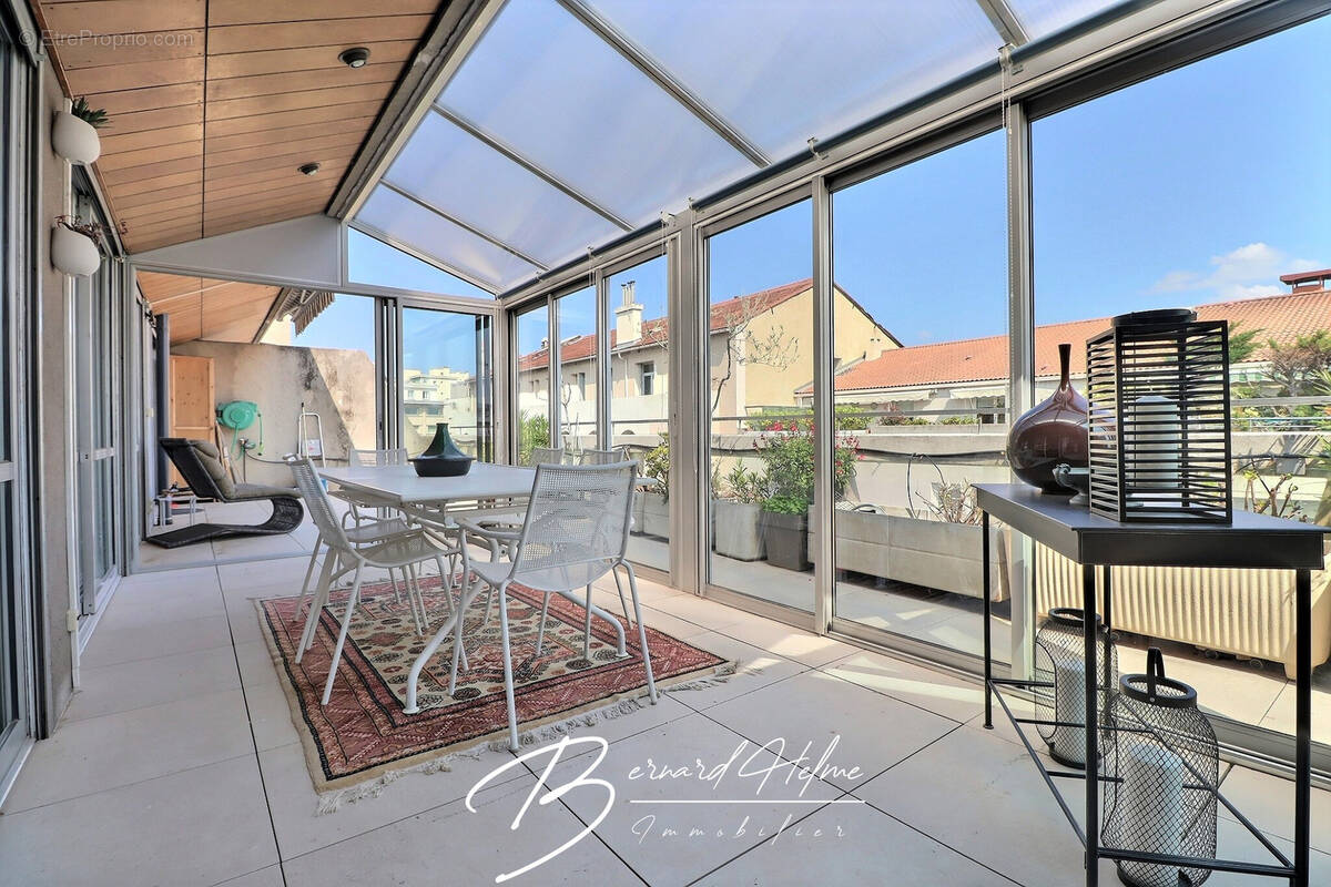 Appartement à MARSEILLE-8E