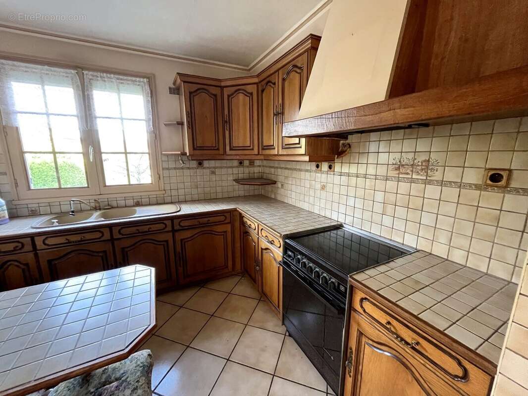 Maison à LES MUREAUX