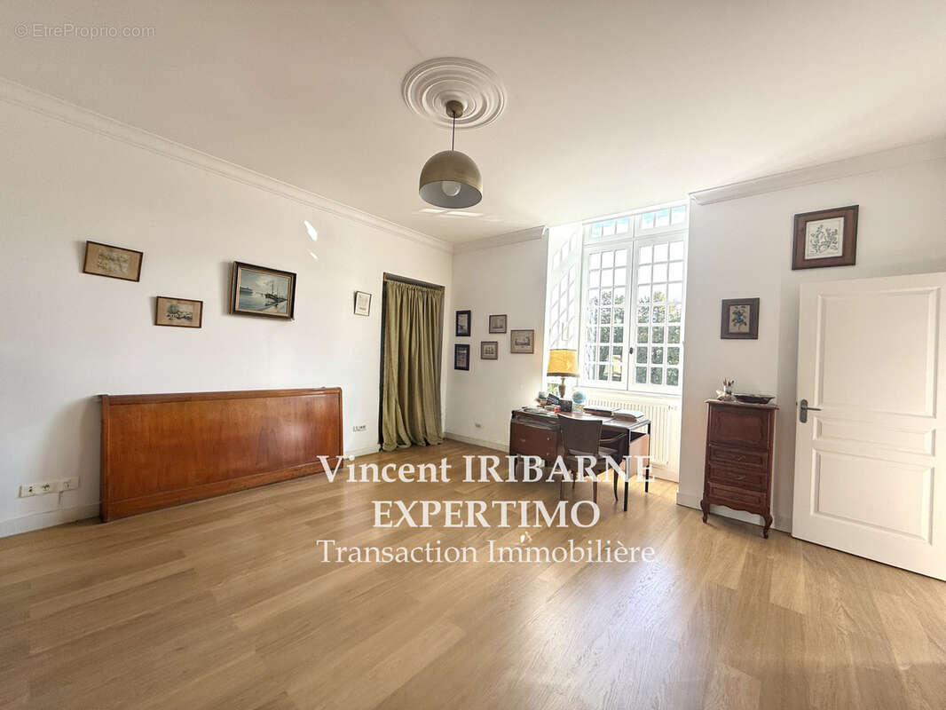 Appartement à SAINTES