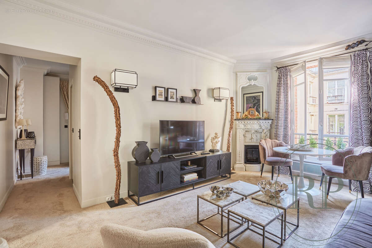 Appartement à PARIS-5E