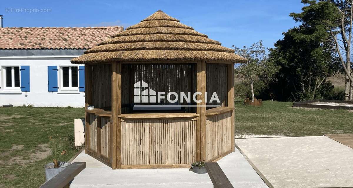Maison à BOIS-DE-CENE