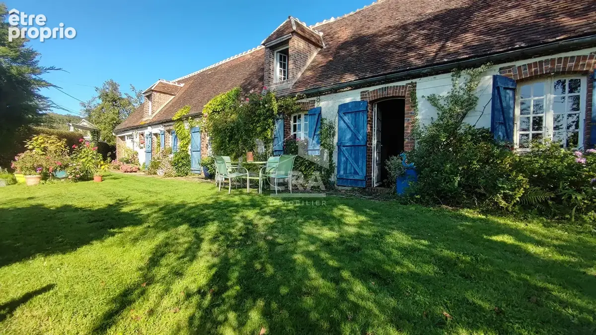 Maison à THIRON-GARDAIS