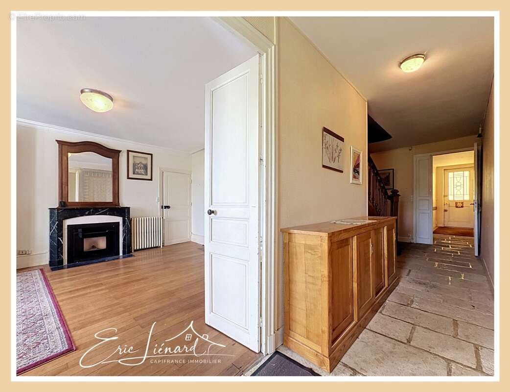 Maison à vendre 8 pièces SAINT MAIXENT L'ECOLE (79) - photo 5
