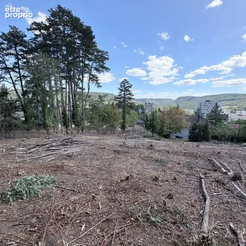 Terrain constructible avec vue dégagée Lons Le Saunier 1964 m2 - photo 2