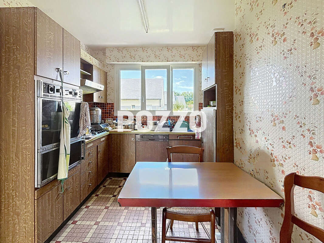 VENTE : maison 6 pièces avec clim réversible  (113 m²) à PONTS - Vie de plain pied + Sous sol 90m2 - photo 3