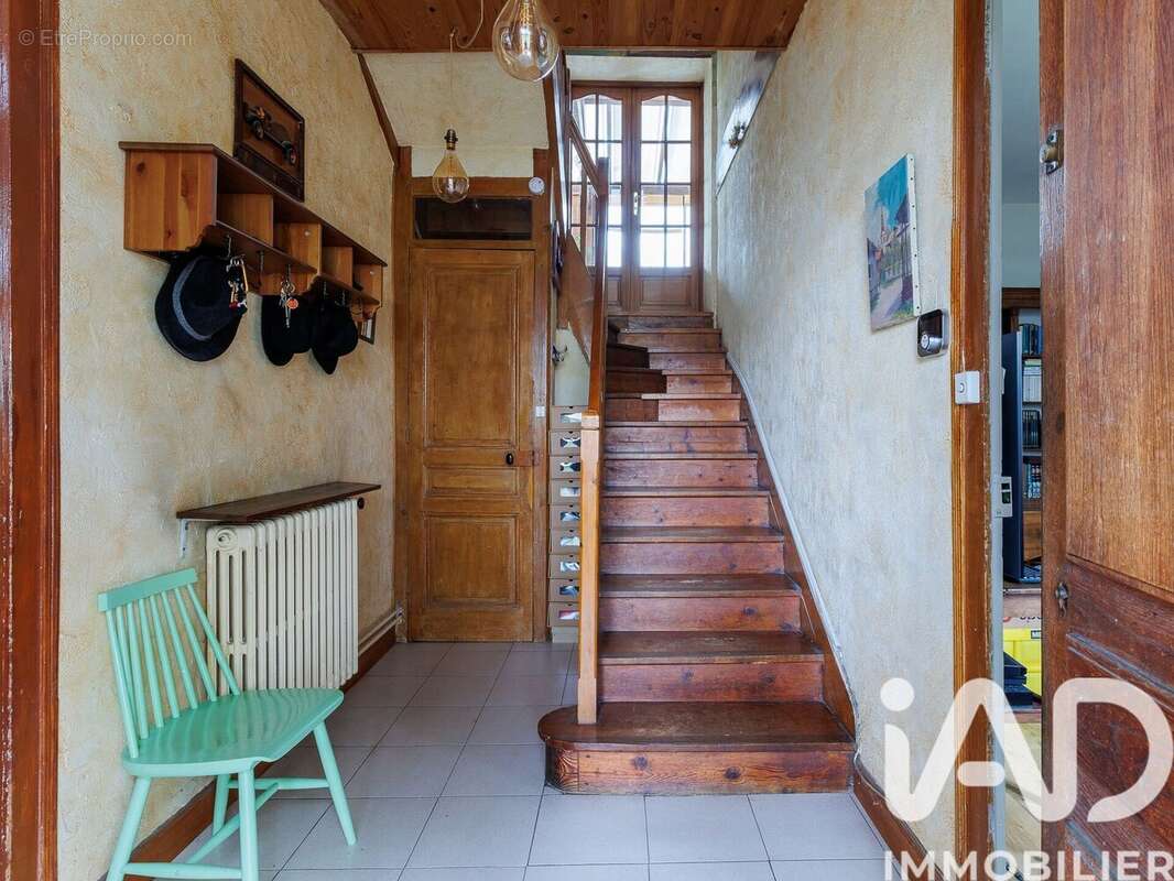 Maison 129 m² à Francheville  - photo 2