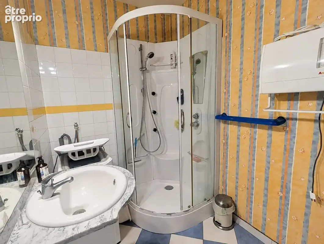 Saint Hilaire De Riez à 150 m de la mer, appartement T2 35.15 m2, avec parking et cave. - photo 6