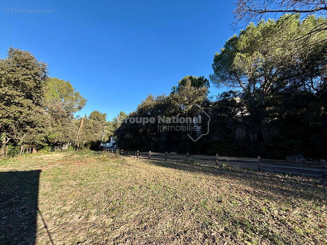 Terrain à NAGES-ET-SOLORGUES