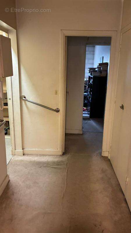 Appartement À Vendre - photo 11