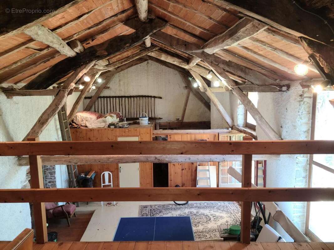 Maison 111 m² à Caillac  - photo 2
