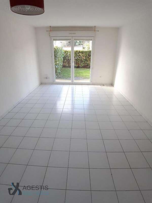   - Appartement à TOULOUSE