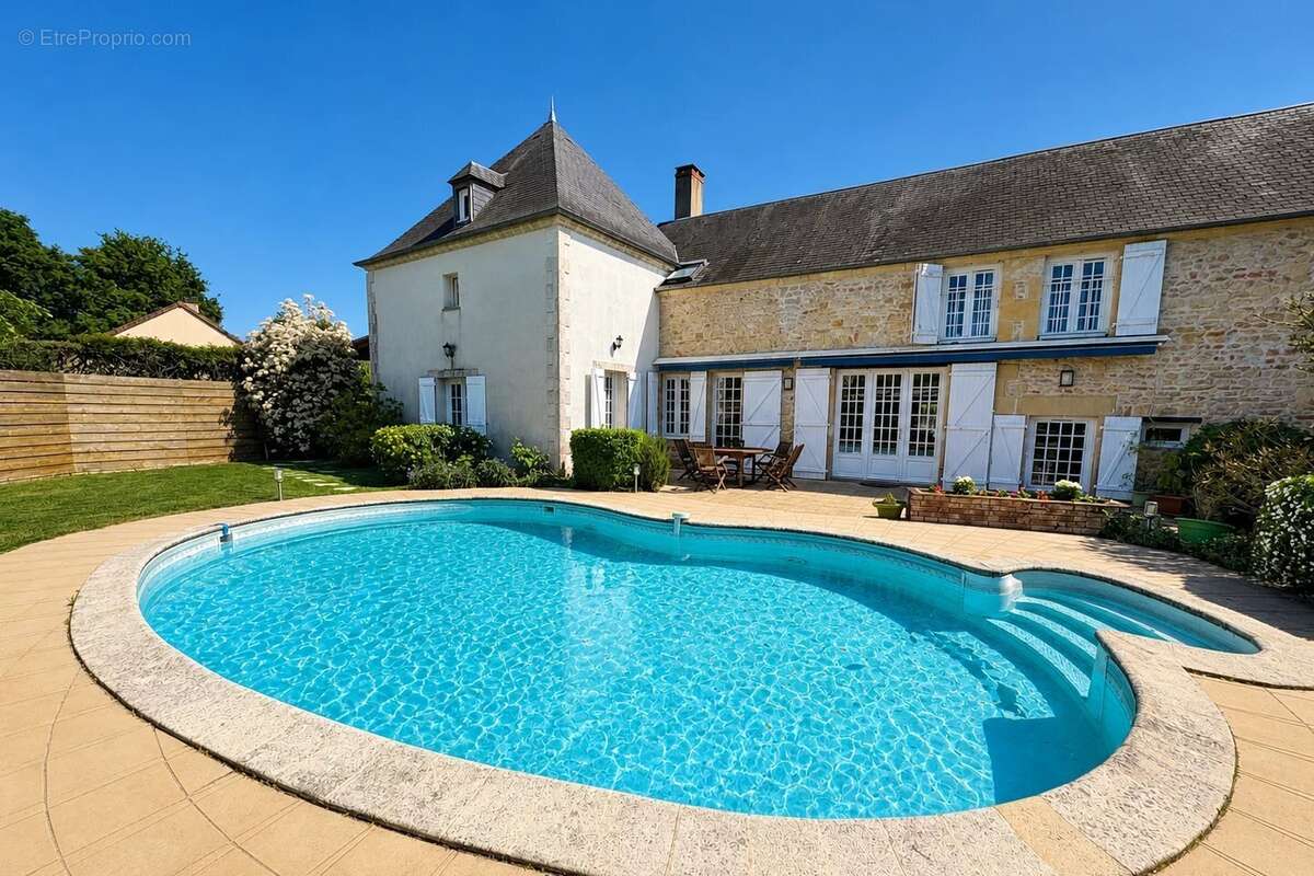 Maison à SAINT-MARTIN-D'HEUILLE