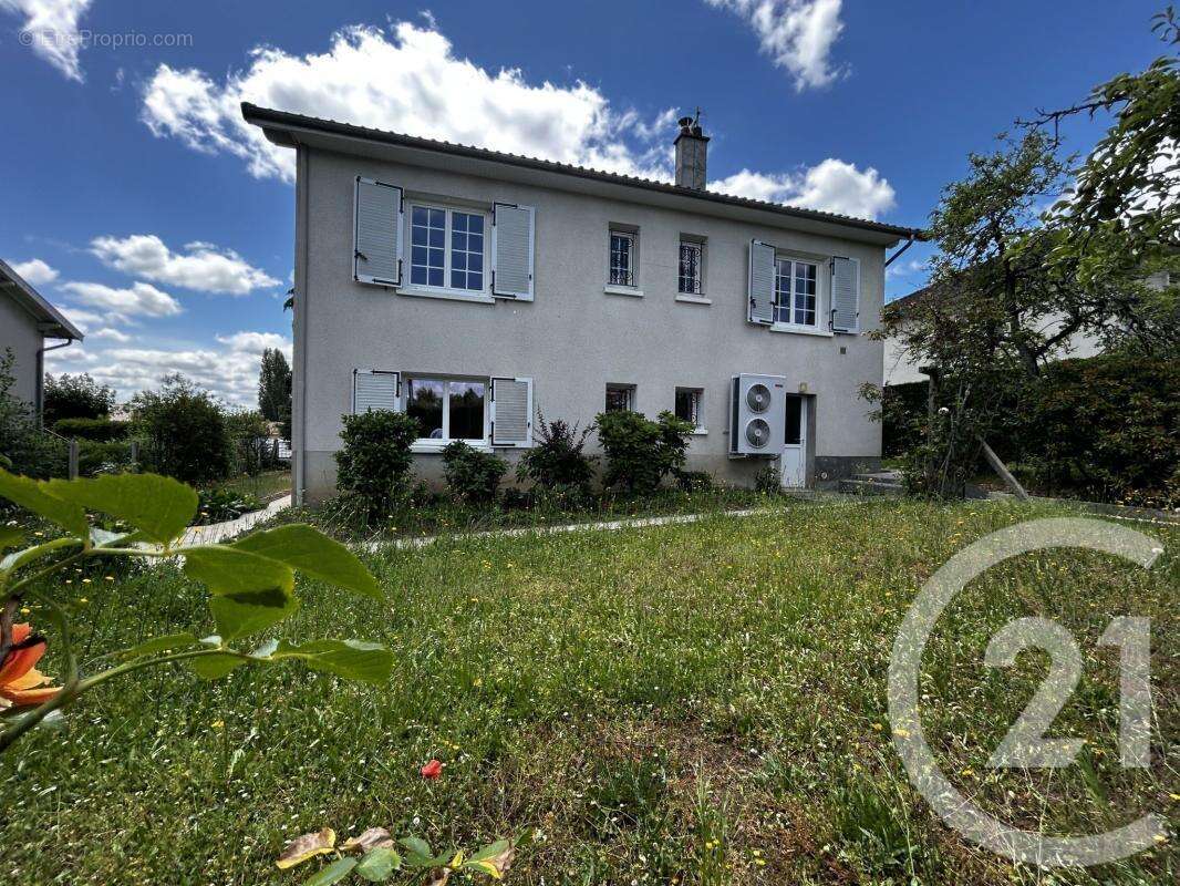 Maison 137 m² à Panazol  - photo 14