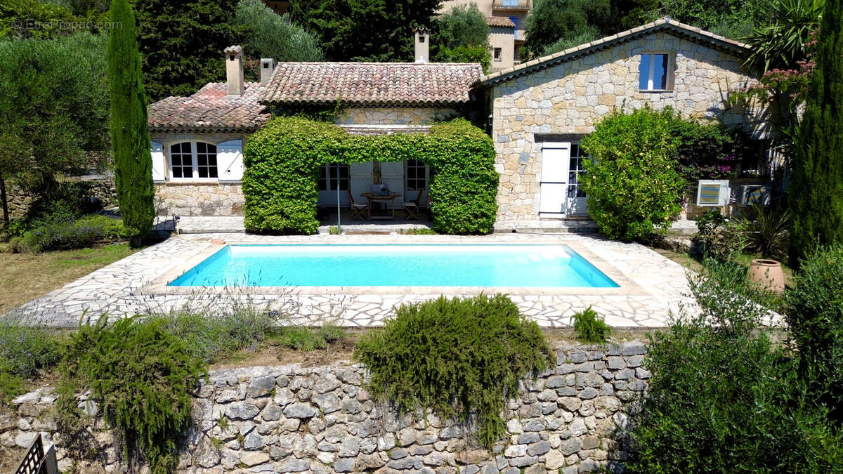 Maison à SPERACEDES