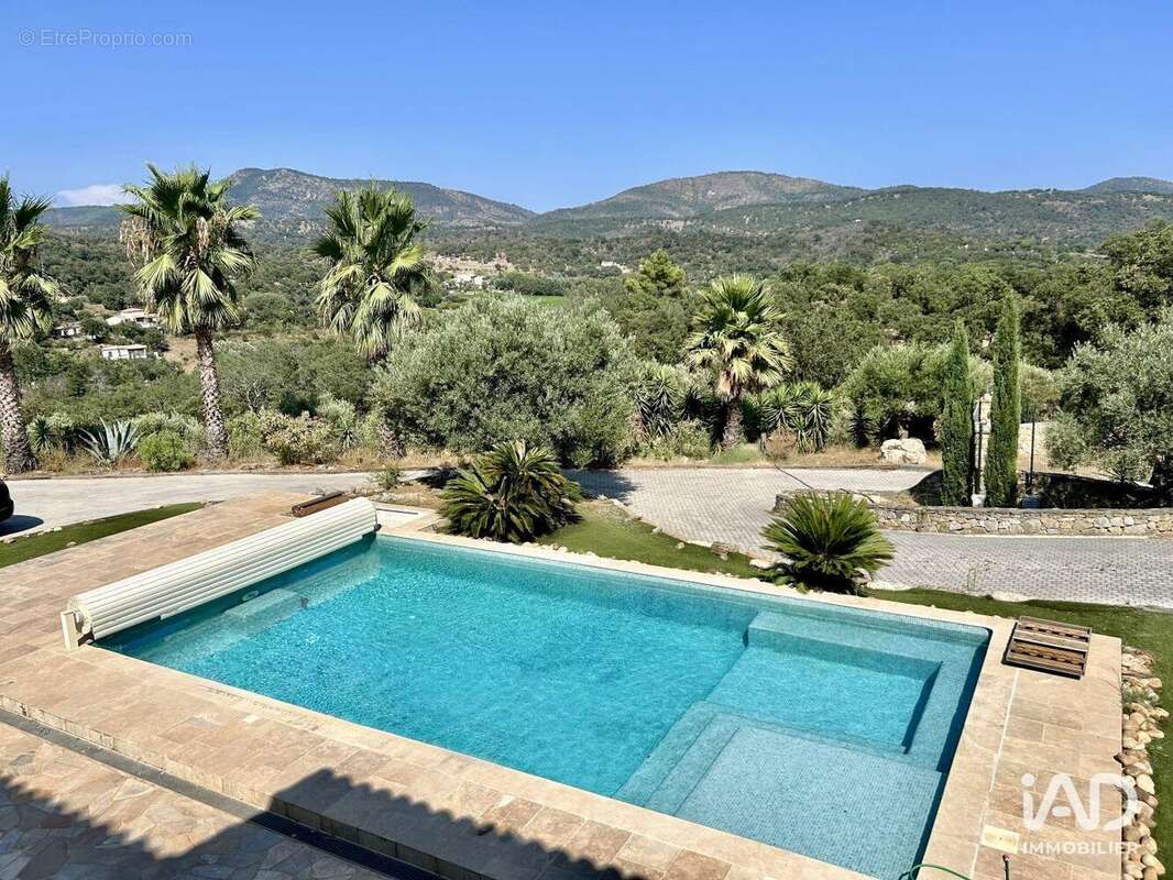 Photo 3 - Maison à PLAN-DE-LA-TOUR