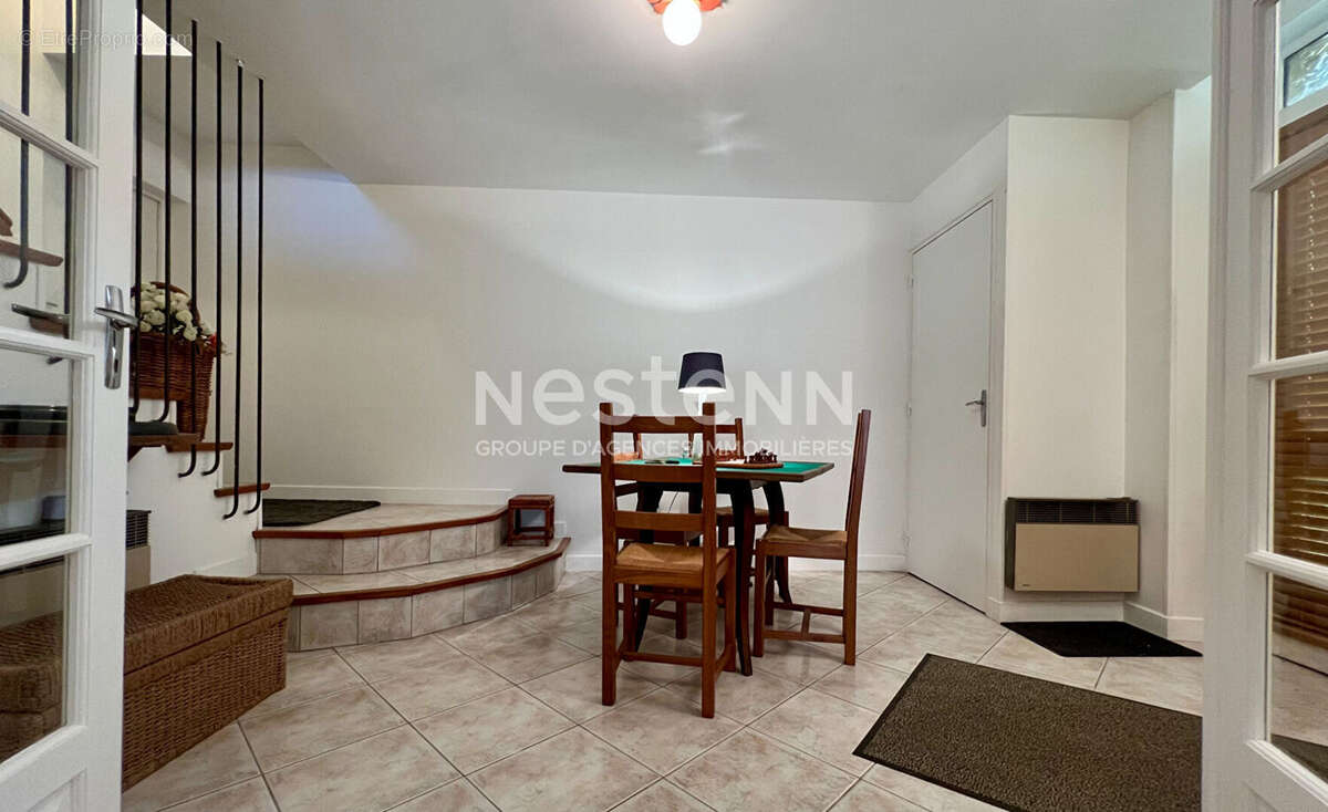 Maison à AULNOIS-EN-PERTHOIS