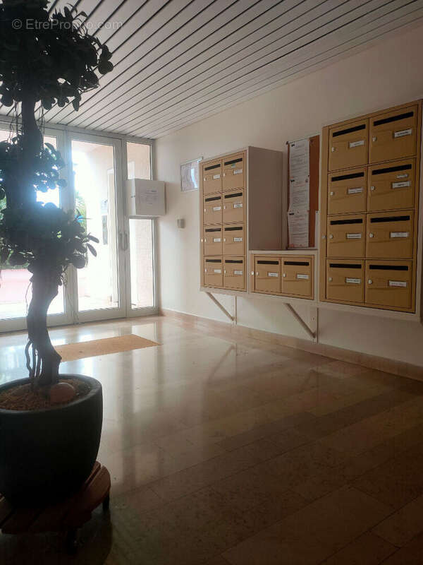 Appartement T3 de 69,48m2 au rez-de-chaussee Jardin Jean de Ockeghem, Tours , proche gare TGV, commerces, écoles - photo 19