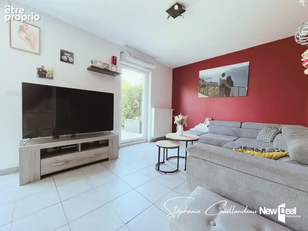 Jolie maison mitoyenne récente à La Biolle - photo 8