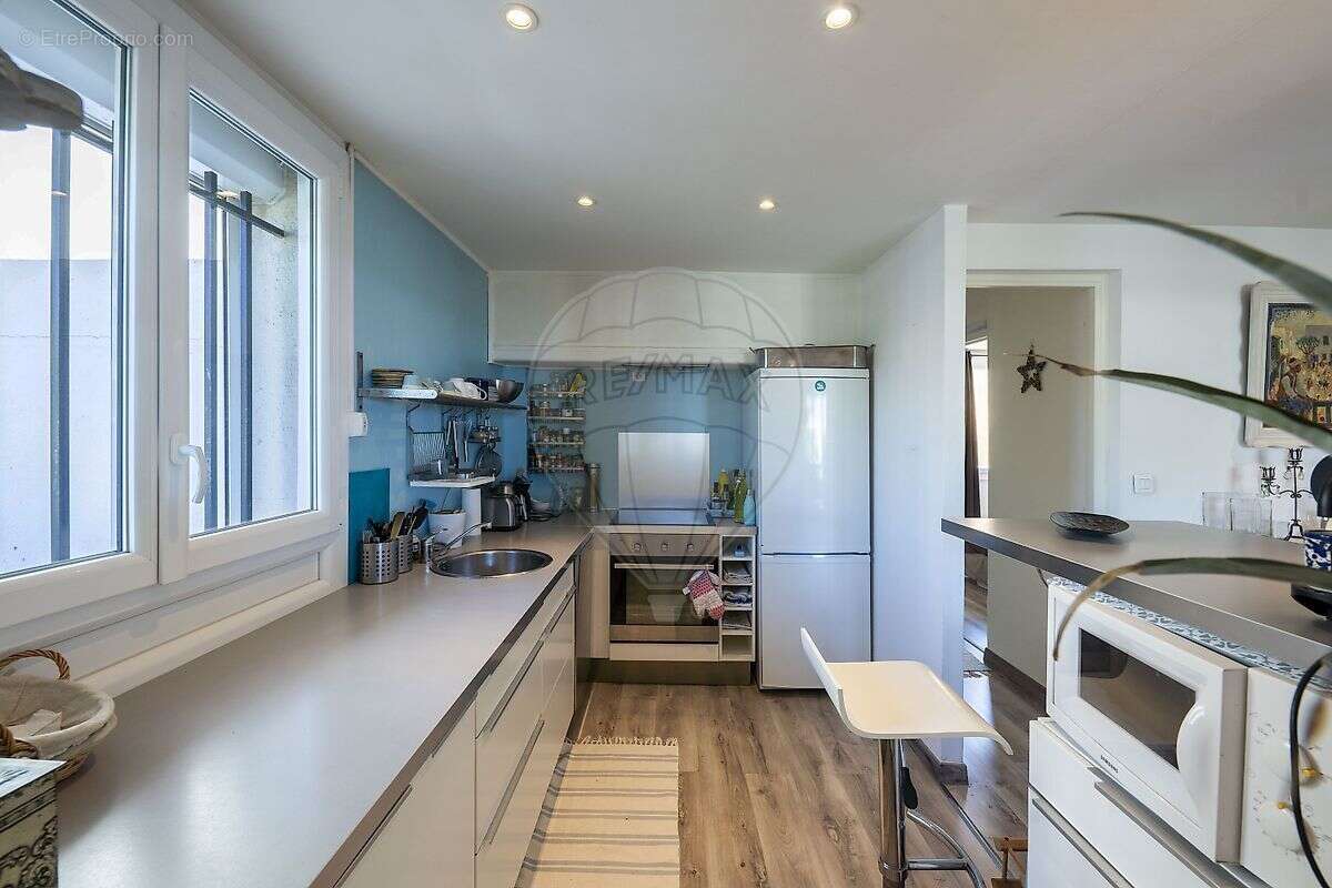 Appartement à MARSEILLE-7E