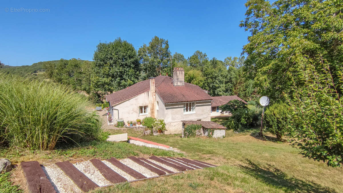 Maison à BAGAT-EN-QUERCY