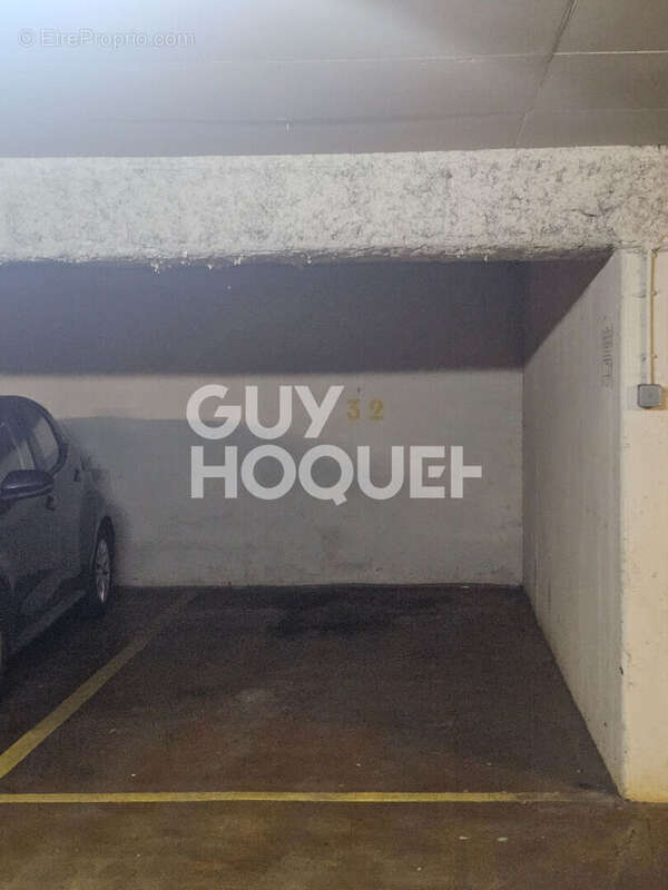 Parking à MAISONS-ALFORT