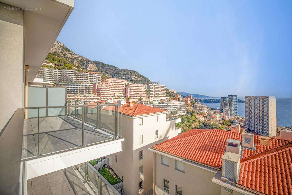 Appartement à BEAUSOLEIL