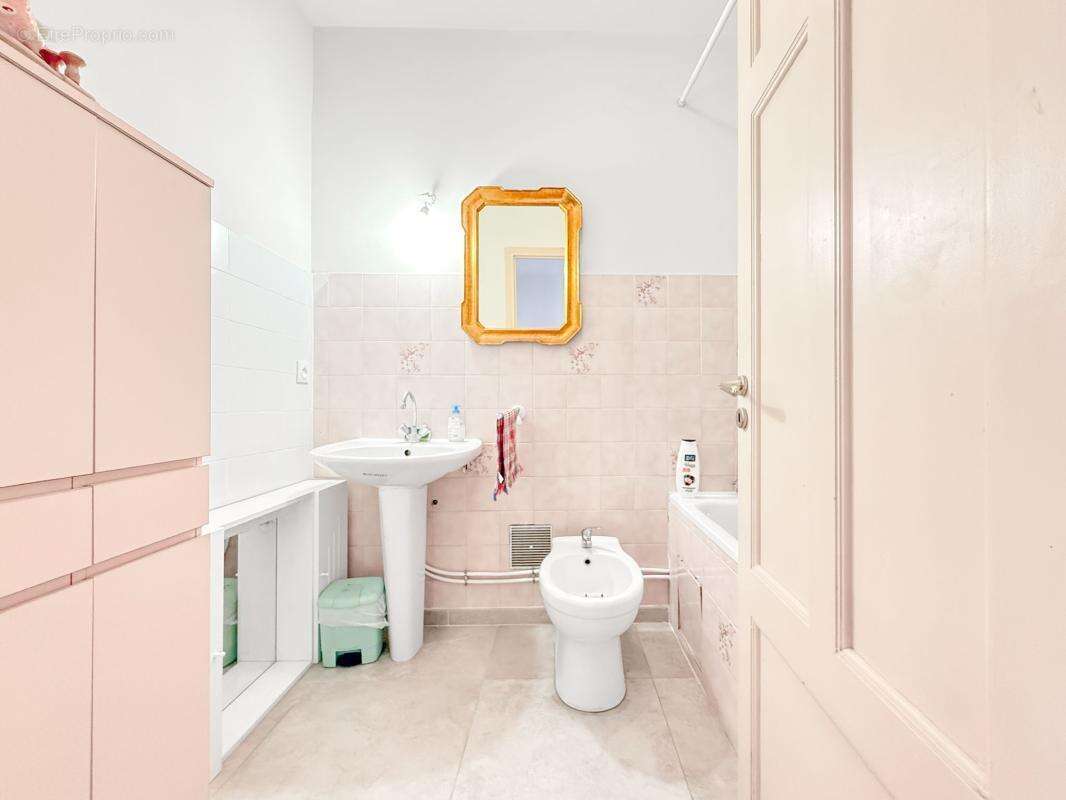 Appartement à CAGNES-SUR-MER