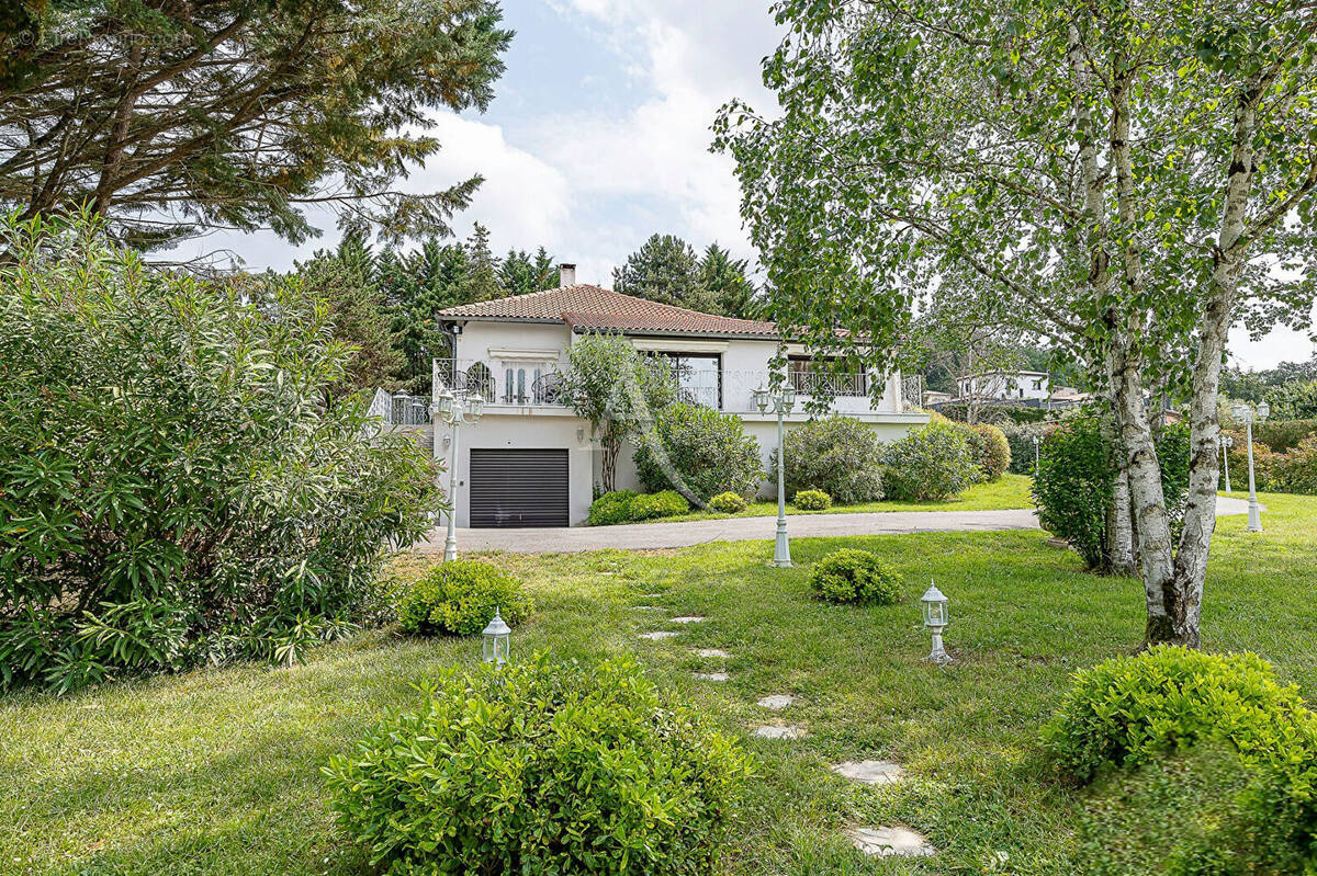 Maison à MONTASTRUC-LA-CONSEILLERE