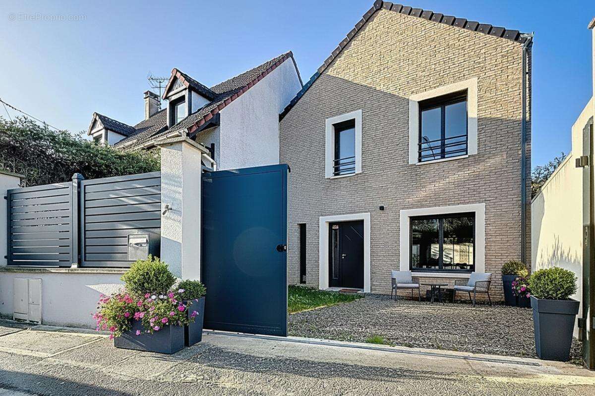 Maison à VILLEJUIF