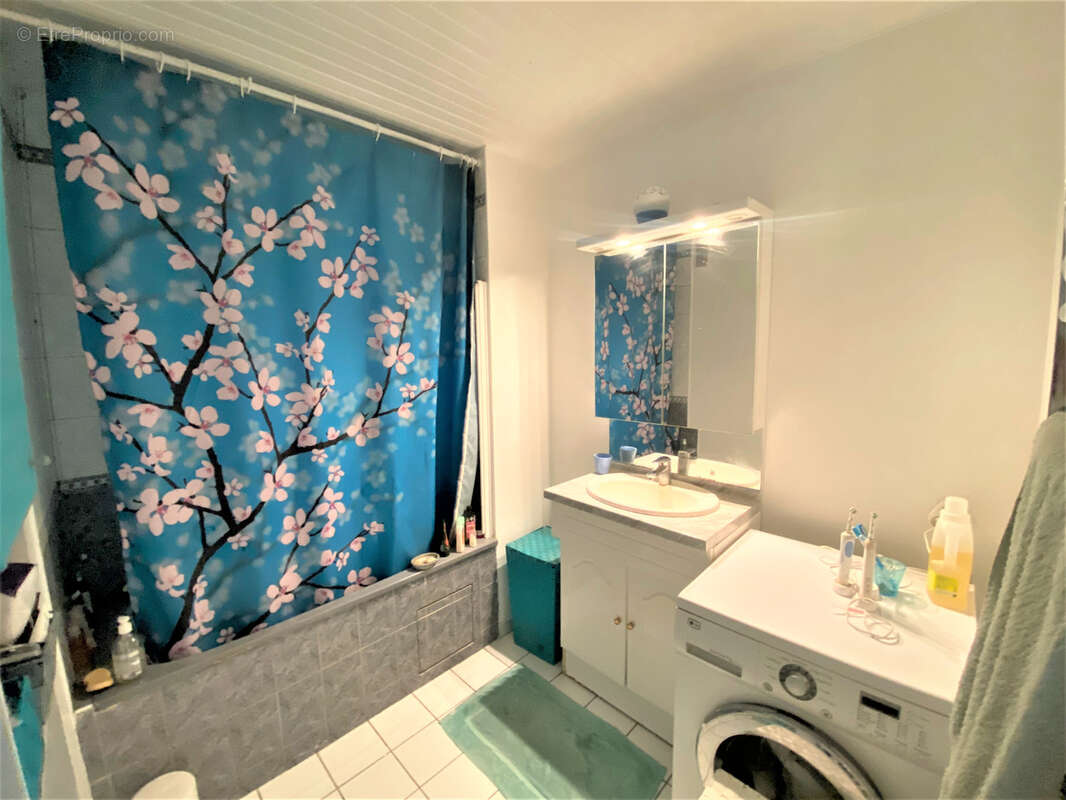 Appartement à ENGHIEN-LES-BAINS