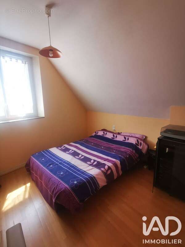 Maison 74 m² à Thorigne-Sur-Due  - photo 6