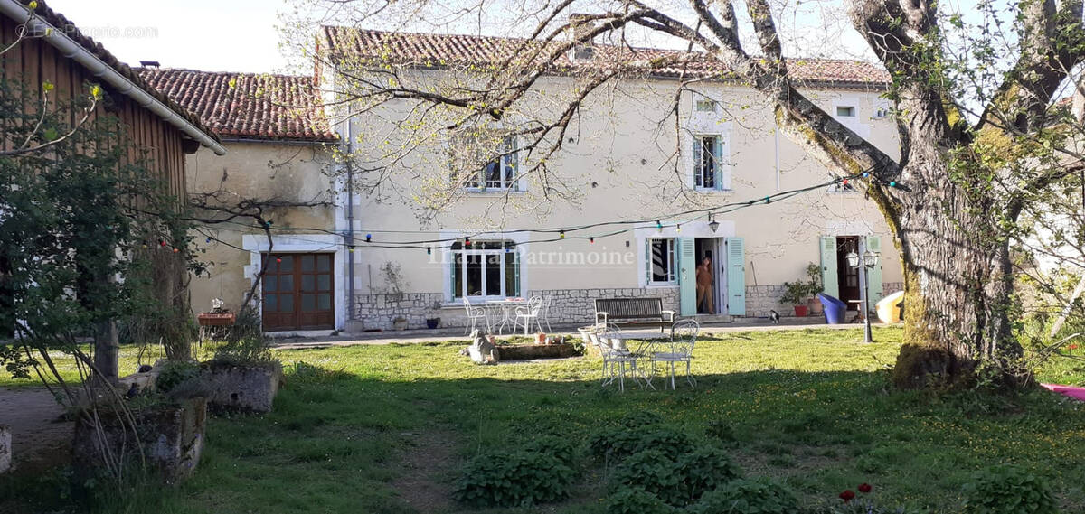 Maison à MAREUIL