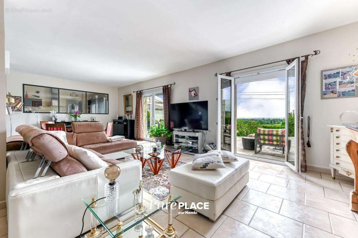 Maison/Villa T6 de 182 m² à Lentilly 69210 - photo 8