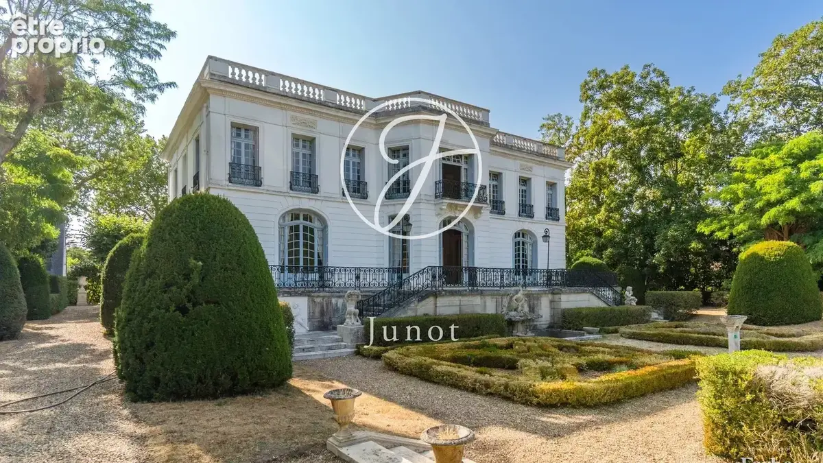 Anet - EURE-ET-LOIR - Château néoclassique au bord de l'Eure - photo 41