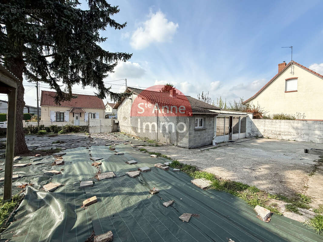 Maison à FRESNOY-LES-ROYE