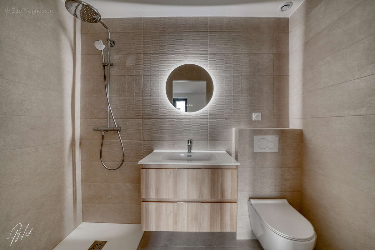 Appartement à SURESNES