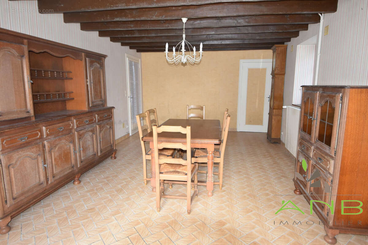 Maison à BUSSEROLLES